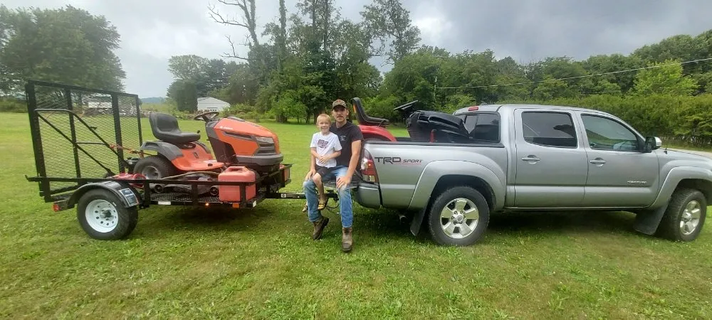 Custom yard maintenance in Ford City, PA - Leonard's Lawn Care