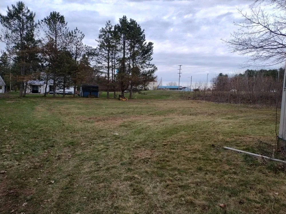 Custom outdoor landscaping experts serving Edmore, MI - Leonard's Snow Plowing and Lawn Care Service