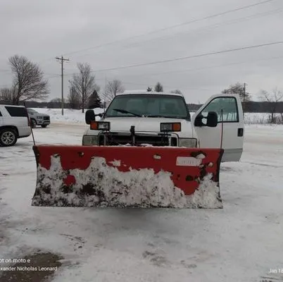 Leonard's Snow Plowing and Lawn Care Service