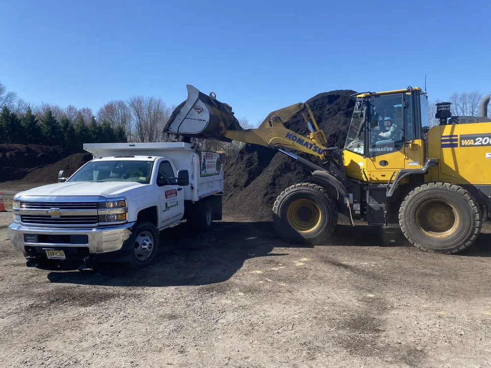 Reliable landscape design in Moorestown, NJ by Leonberg