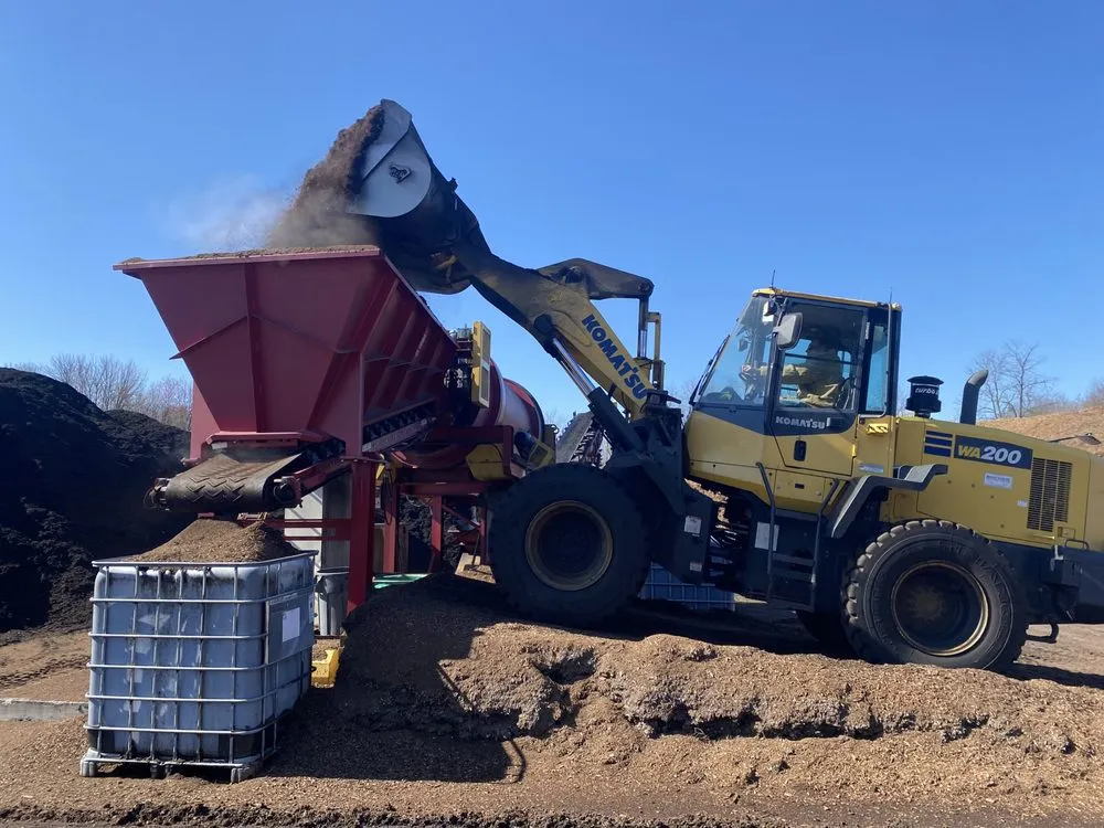 Professional outdoor landscaping in Moorestown, NJ by Leonberg