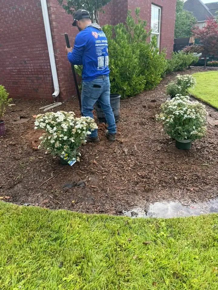 Affordable residential landscaping for outdoor upgrades in Chattanooga, TN by Leonel Landscaping