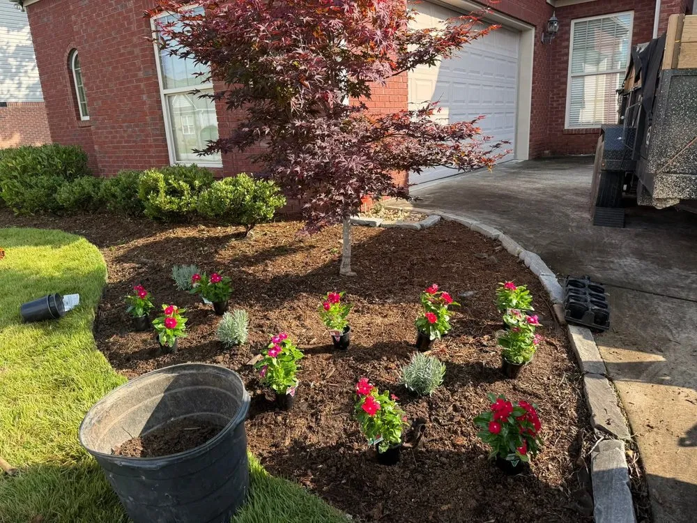 Affordable landscape design in Chattanooga, TN - Leonel Landscaping