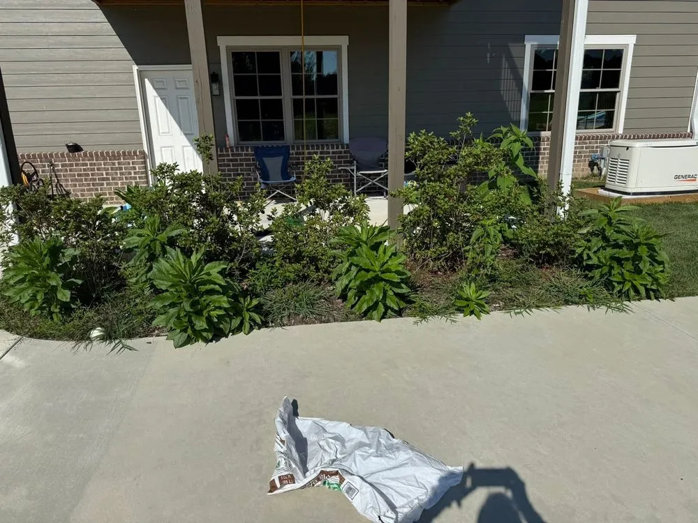 Local lawn mowing service with custom design across Chattanooga, TN - Leonel Landscaping