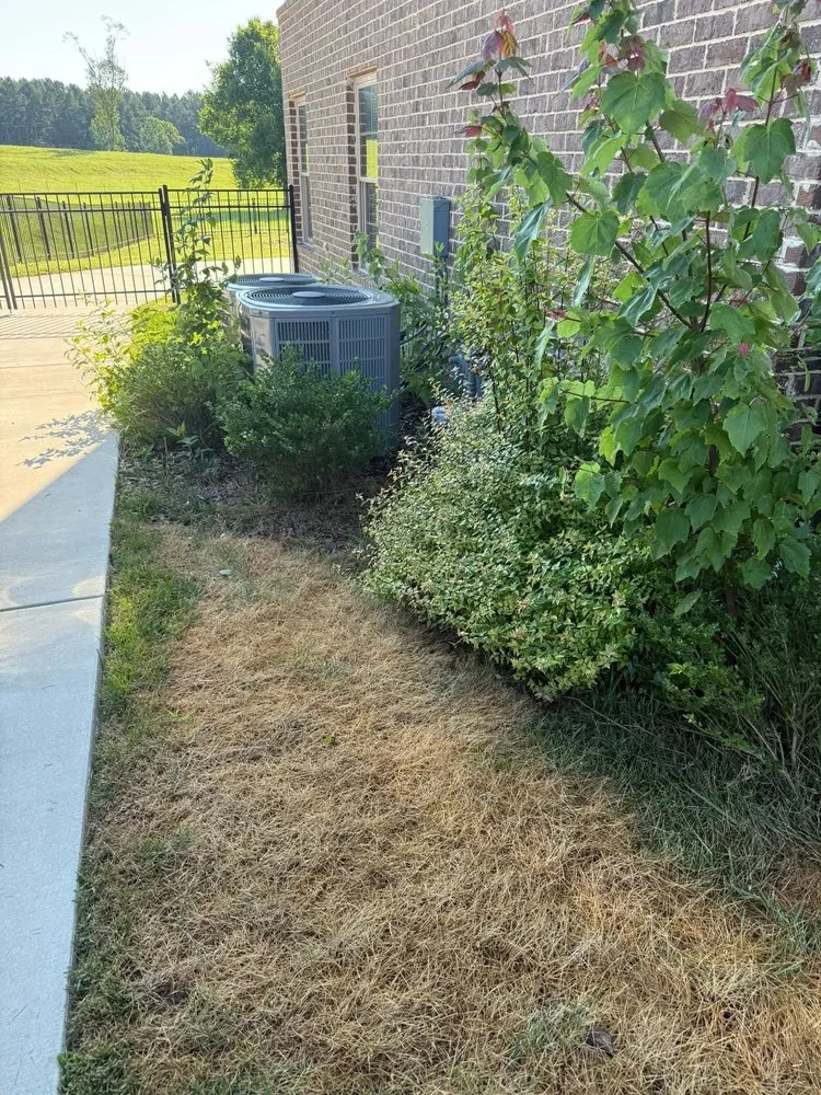 Custom outdoor landscaping experts serving Chattanooga, TN - Leonel Landscaping