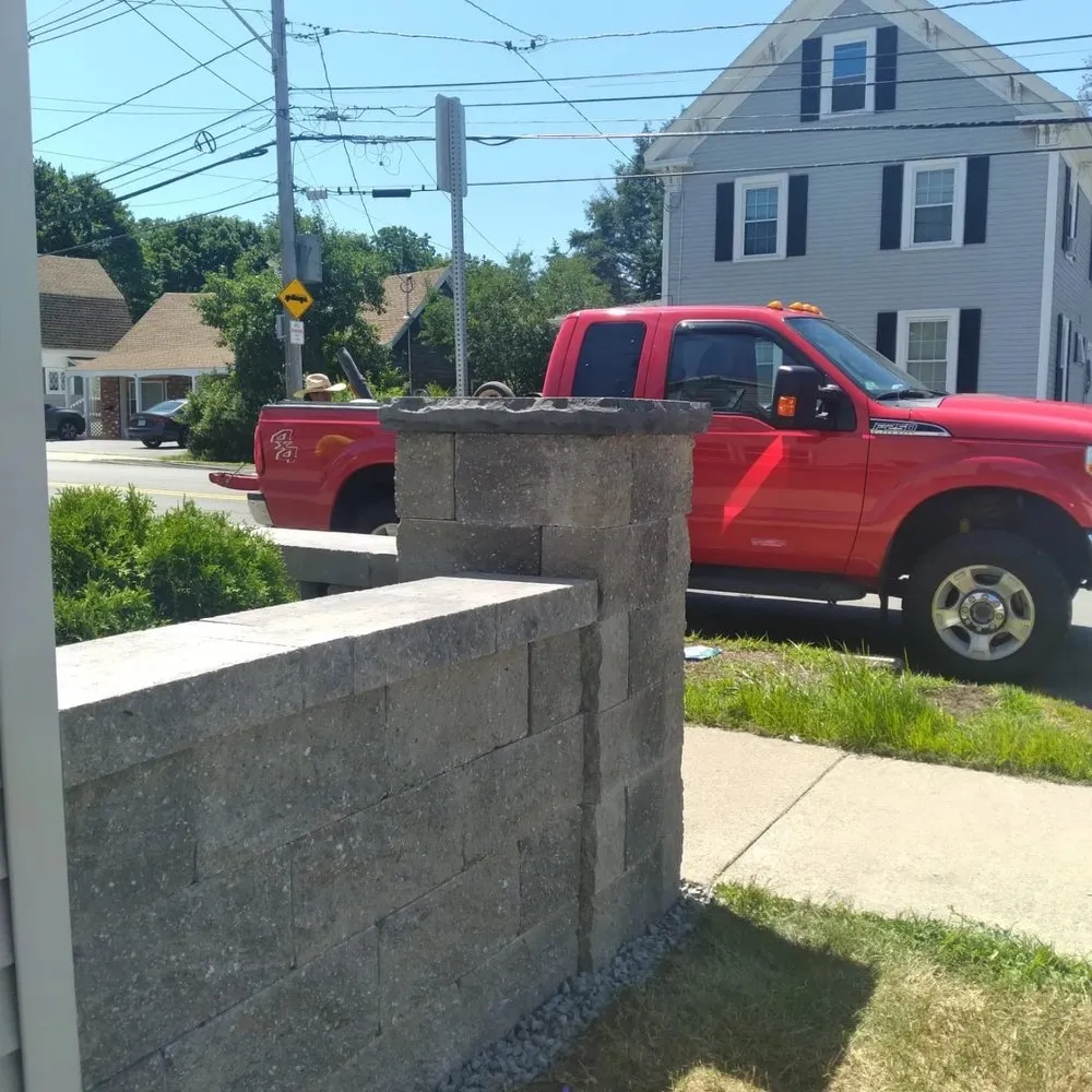 Custom landscaping services experts serving Lynn, MA - Leonels Landscaping