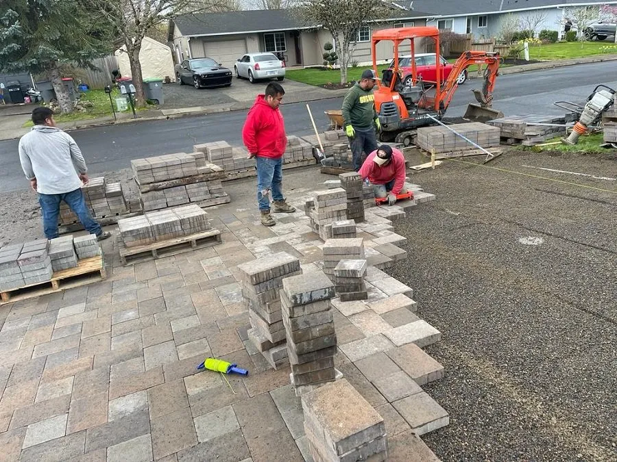 Expert garden landscaping experts serving Sherwood, OR - Leon's Landscape Maintenance