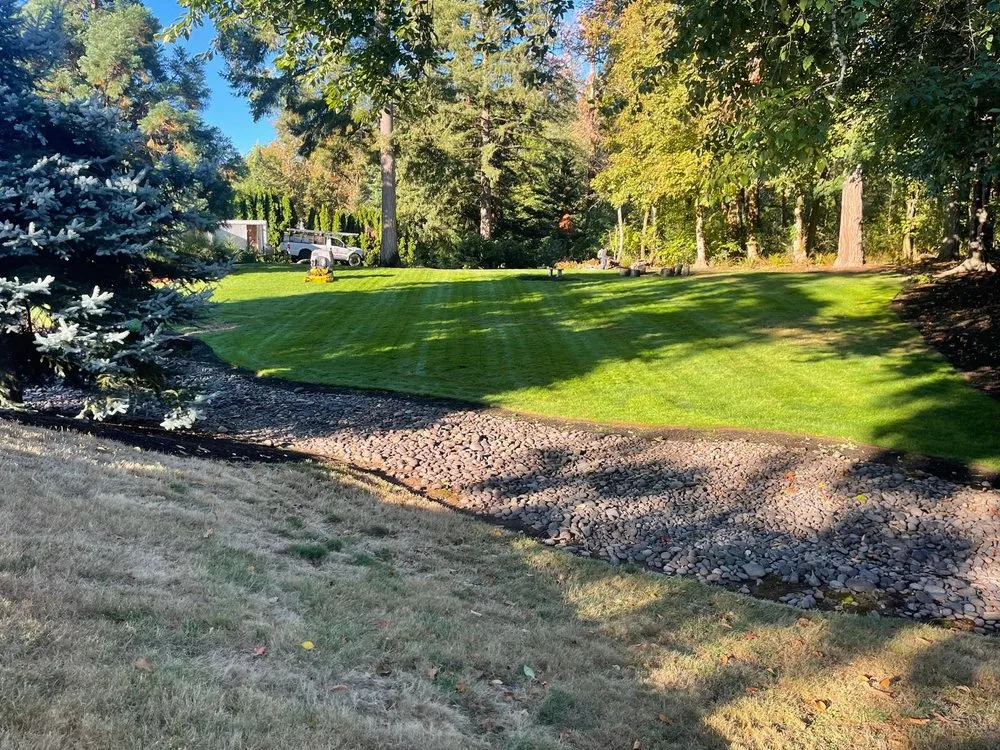 Top-rated garden landscaping experts serving Sherwood, OR - Leon's Landscape Maintenance