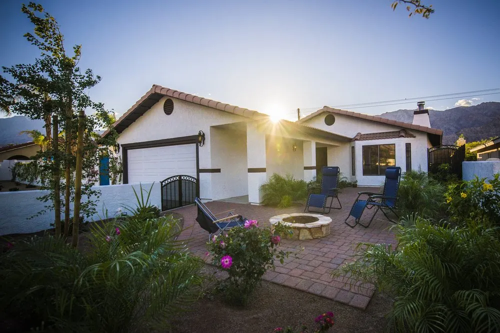 Professional lawn care service experts serving Indio, CA - Leon's Landscaping & Tree Service