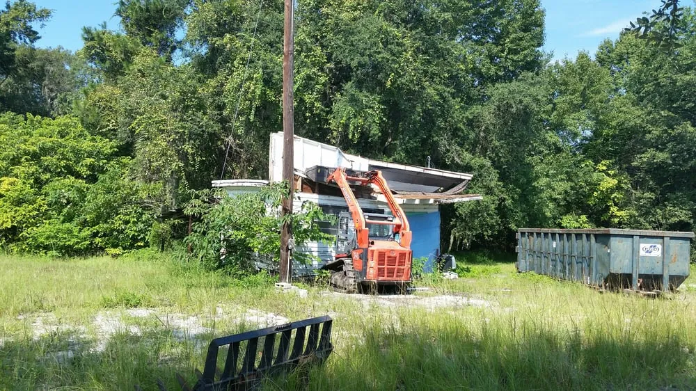 Affordable landscaping services in Saint Augustine, FL by Leons Lawn and Tractor Service