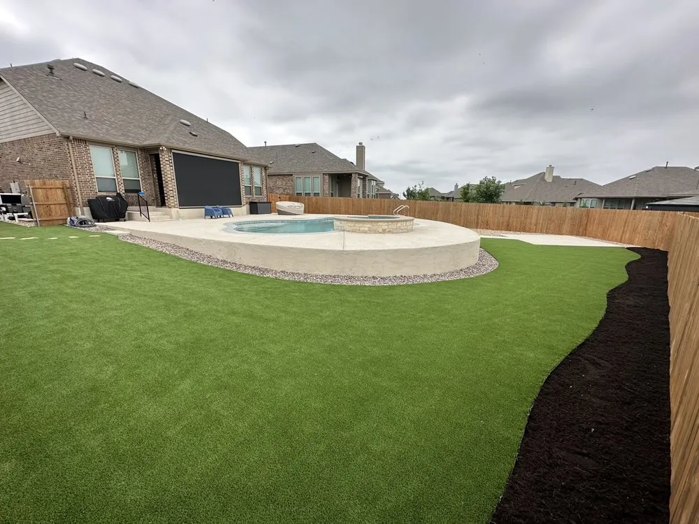 Local lawn care service for homes in Austin, TX by Leon’s Lawns