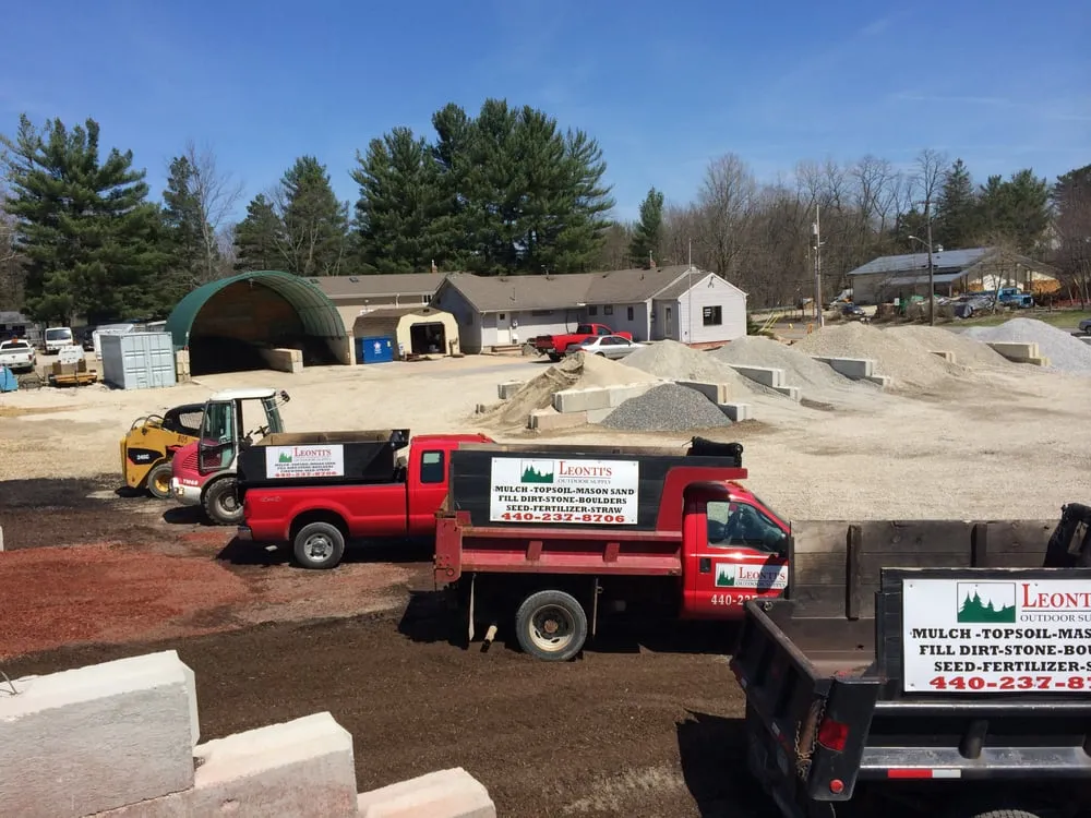 Custom lawn mowing service experts serving North Royalton, OH - Leonti's Outdoor Supply