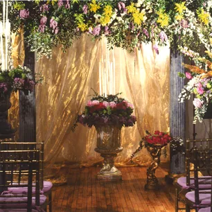 Professional garden landscaping for homes in New York, NY by Leopold Productions