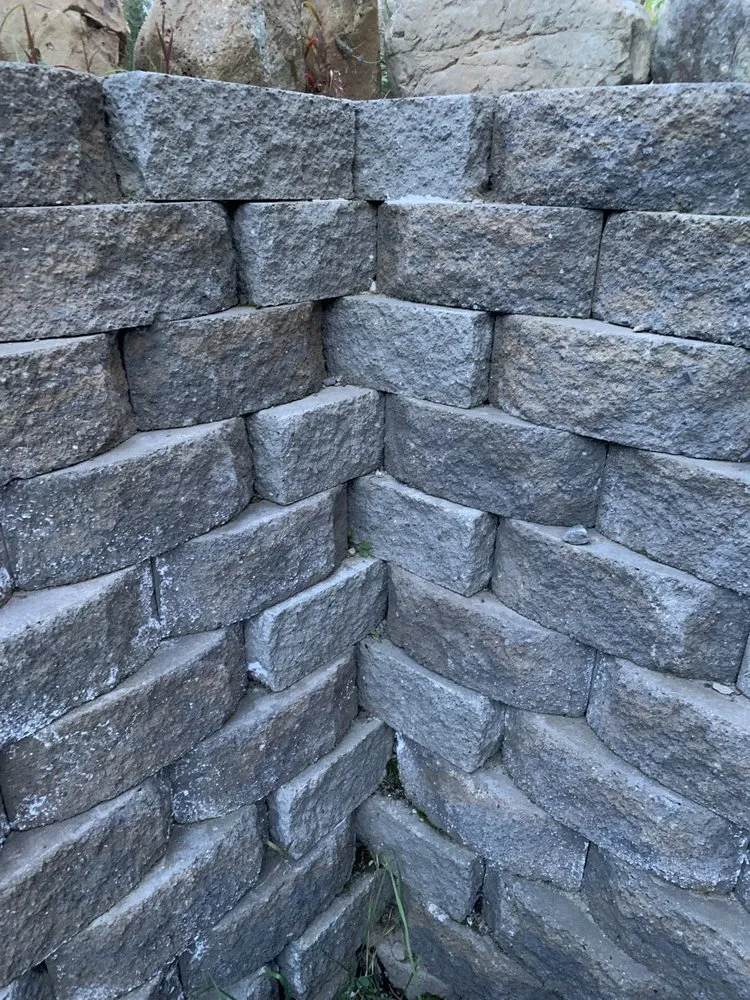 Local landscape installation in Wenatchee, WA - Leo’s Central Paverscape