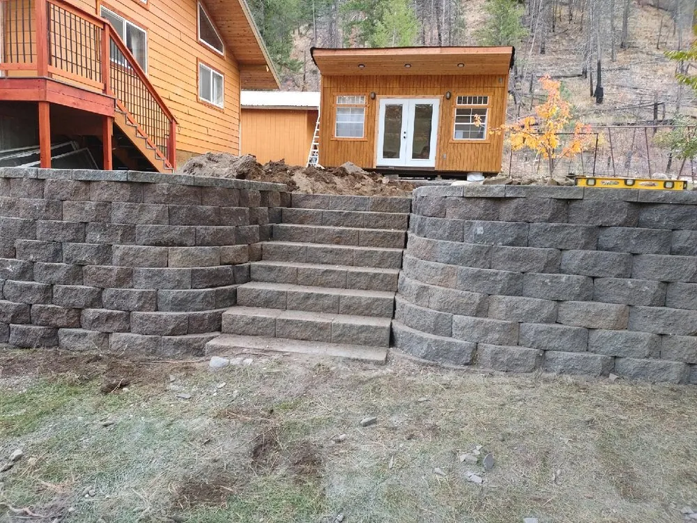 Affordable yard maintenance in Wenatchee, WA - Leo’s Central Paverscape