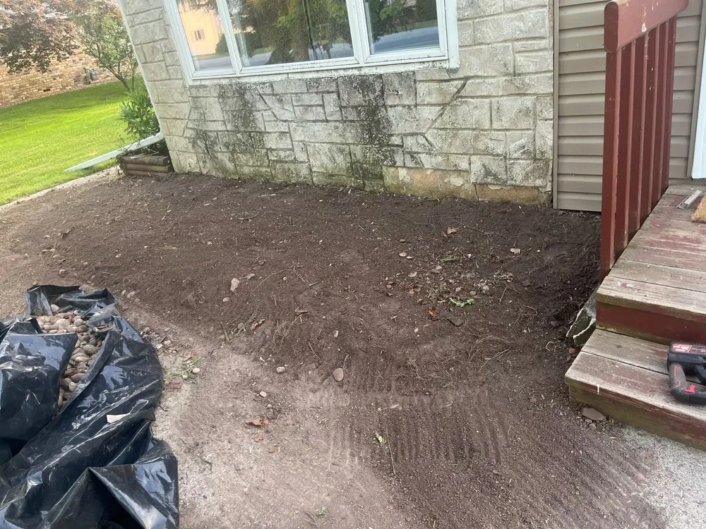 Top-rated lawn care service in Algoma, WI - Leo's Junk Removal