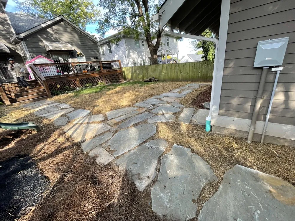 Top-rated yard cleanup service for homes in Spring Hill, TN by Leo’s Landscape & More