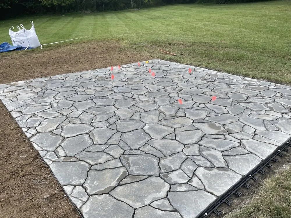 Custom landscaping services in Spring Hill, TN by Leo’s Landscape & More