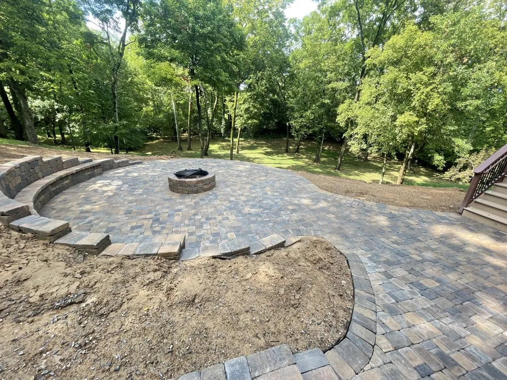 Top-rated lawn mowing service for beautiful yards across Spring Hill, TN - Leo’s Landscape & More