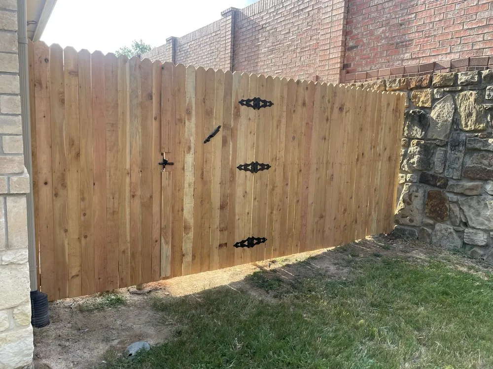 Expert yard cleanup service experts serving Bedford, TX - Leo’s Landscape & Tree Service