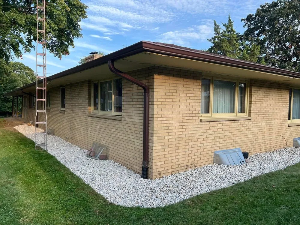 Reliable landscape design experts serving Woodstock, IL - Leo's Landscaping & Tree Service