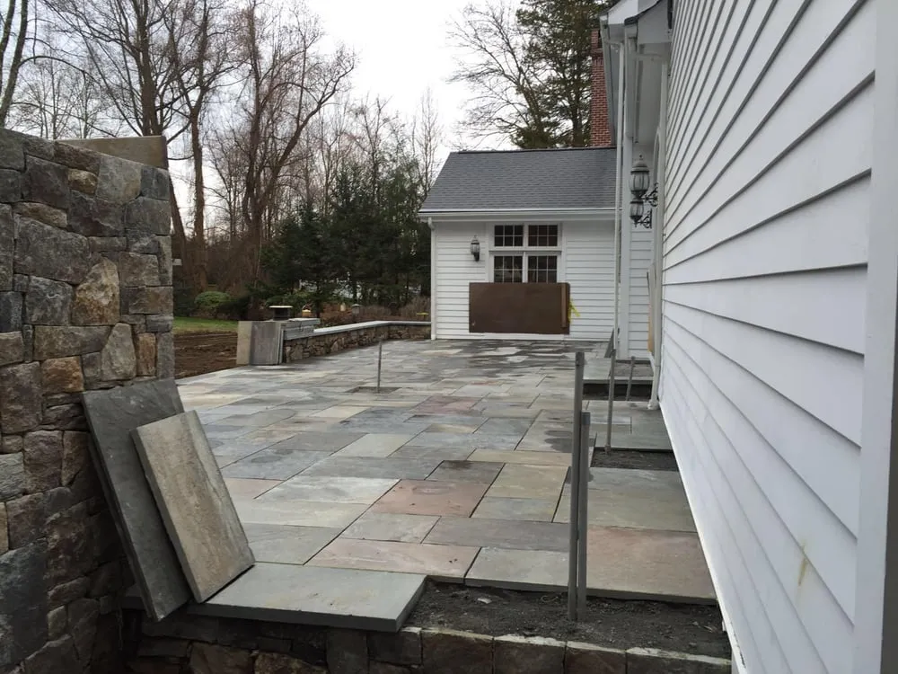 Trusted lawn mowing service experts serving Fairfield, CT - Leo's Landscaping, Lawn & Garden Solutions