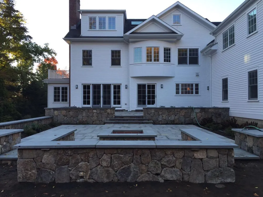 Local garden landscaping in Fairfield, CT - Leo's Landscaping, Lawn & Garden Solutions