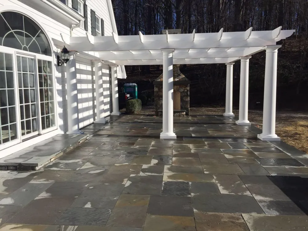 Affordable outdoor landscaping in Fairfield, CT - Leo's Landscaping, Lawn & Garden Solutions