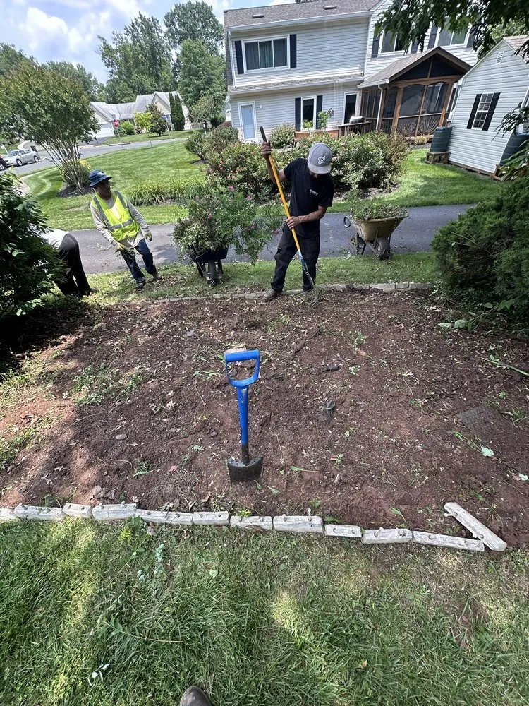 Reliable residential landscaping experts serving Manassas, VA - Leos Landscaping