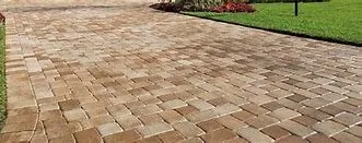 Affordable outdoor landscaping for year-round maintenance in Ocklawaha, FL by Leo's Landscaping