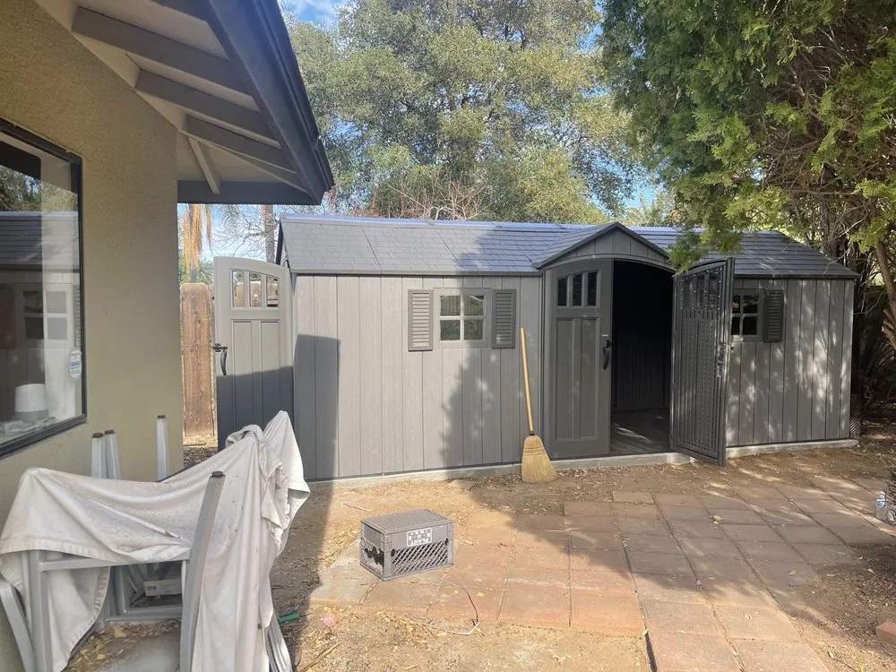 Affordable yard cleanup service for beautiful yards across Highland, CA - Leo’s Landscaping Service