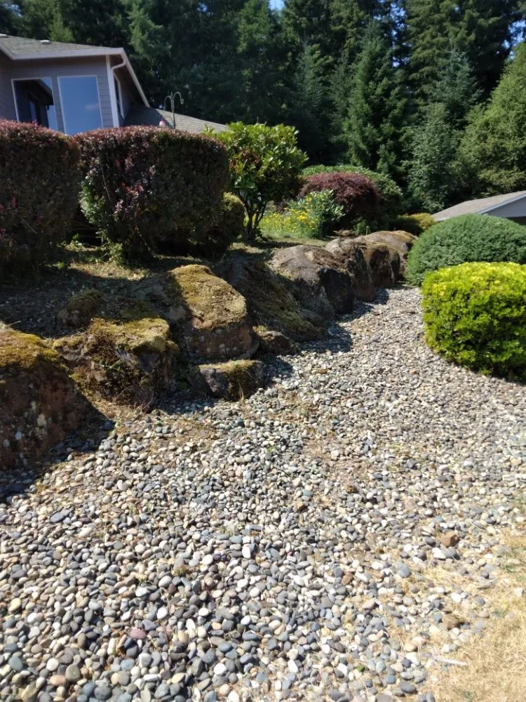 Top-rated landscape installation experts serving Vancouver, WA - Leo's Landscaping