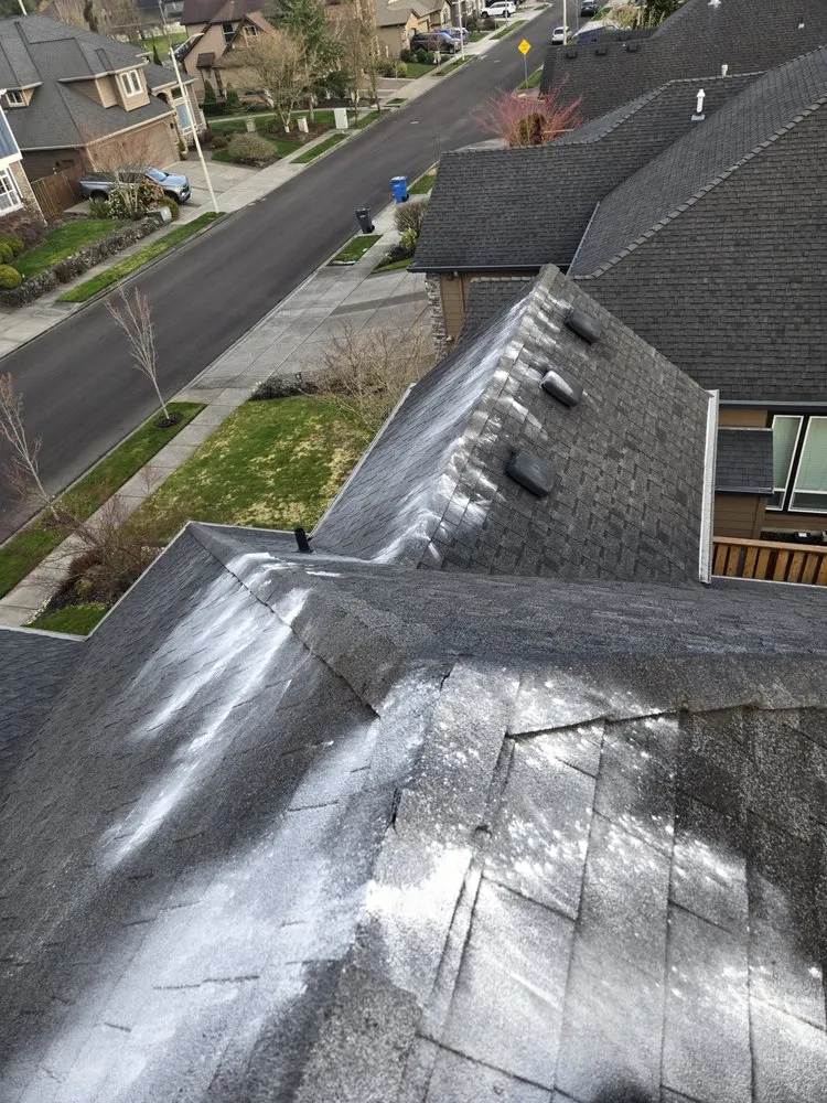 Affordable lawn mowing service near you across Vancouver, WA - Leo's Landscaping