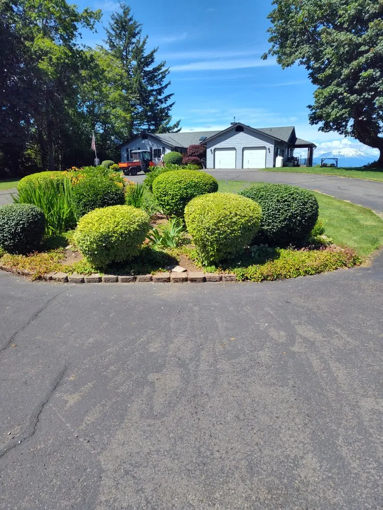 Affordable landscaping services in Vancouver, WA by Leo's Landscaping