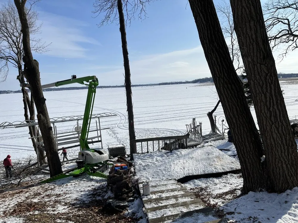 Local yard cleanup service for residential properties in Watertown, WI by Leo’s landscaping