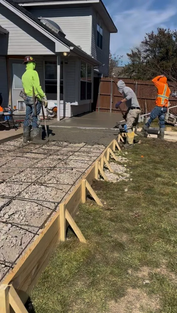 Trusted garden landscaping near you in Euless, TX by Leota Landscaping and Construction