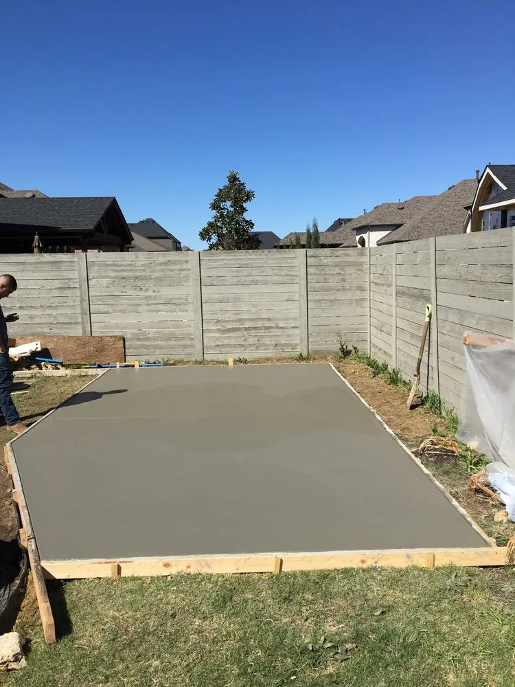 Reliable yard cleanup service in Euless, TX - Leota Landscaping and Construction