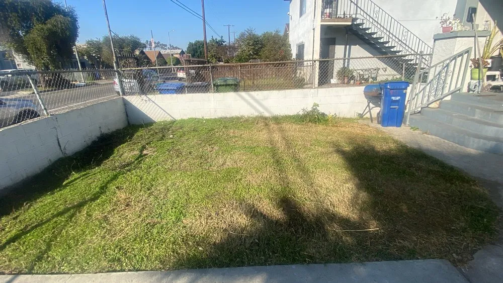 Custom yard maintenance experts serving Los Angeles, CA - Leprechaun Services