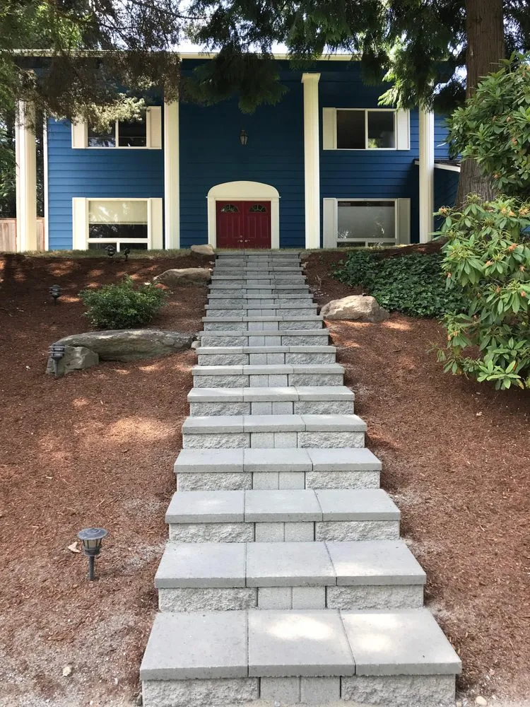 Reliable outdoor landscaping in Kirkland, WA - Le's Landscaping