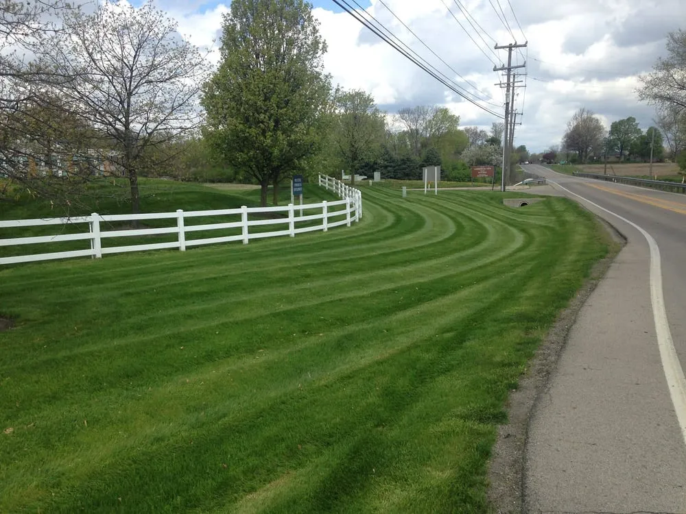 Expert landscape design in Pataskala, OH - Lescalleet Landscape