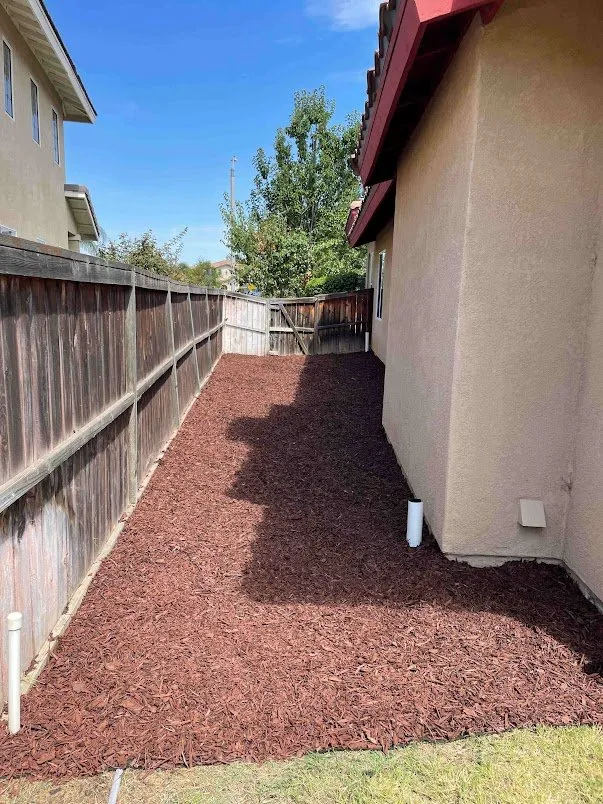 Custom outdoor landscaping in Murrieta, CA by Le'Scape