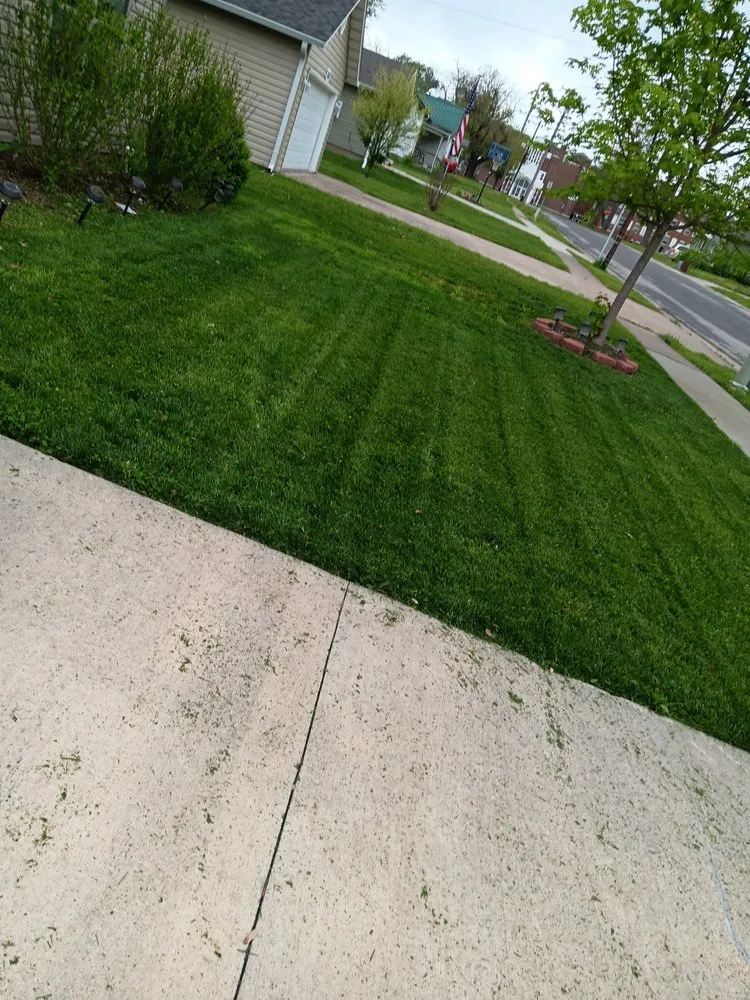 Custom landscape design in Mexico, MO by Lesieur's lawn care