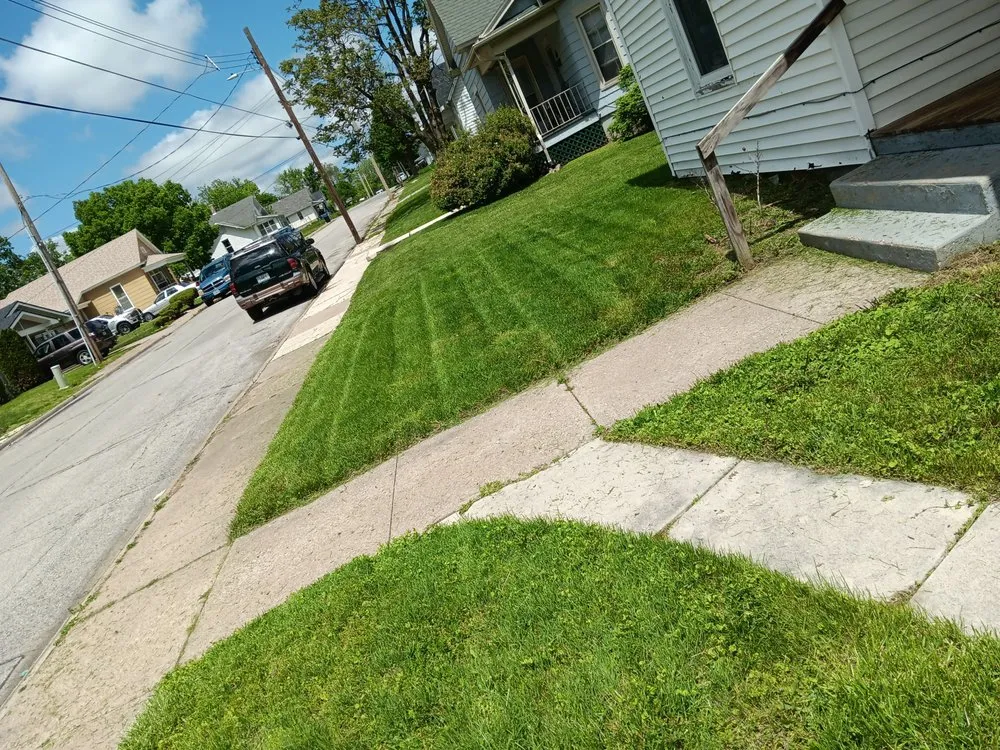 Custom lawn care service experts serving Mexico, MO - Lesieur's lawn care