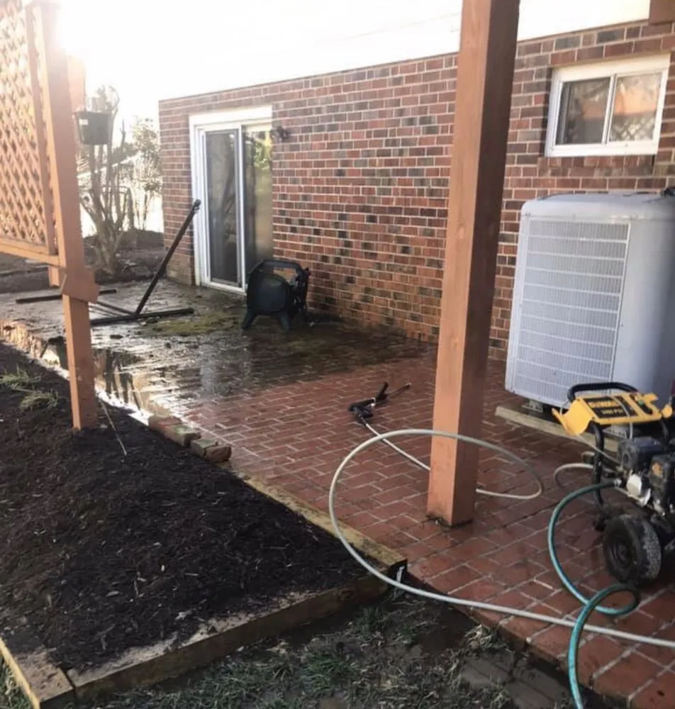 Professional lawn care service in Arlington, VA - Lesley’s Tree and Landscaping