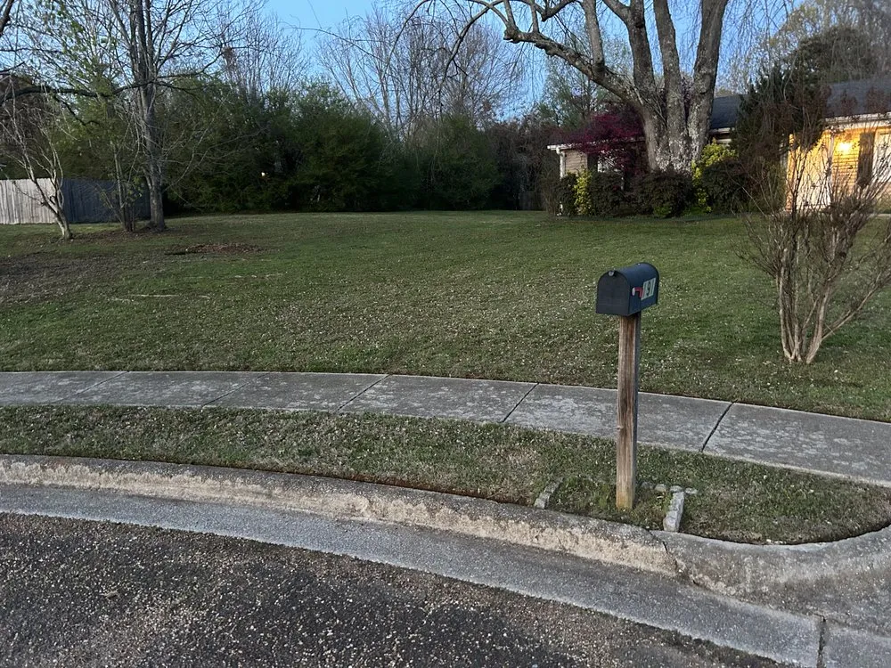 Reliable landscape design for beautiful yards across Huntsville, AL - Leslie & Son Lawn Care