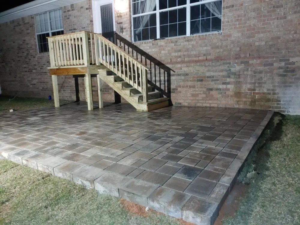 Affordable garden landscaping in Loranger, LA by Leslie's Lawngitude