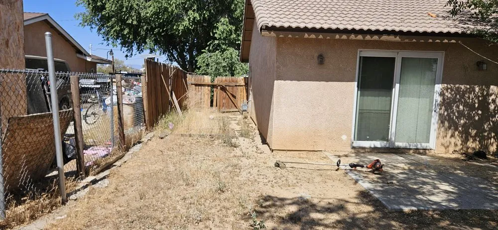 Top-rated outdoor landscaping near you in Apple Valley, CA by Lesters Light hauling