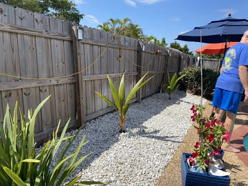 Top-rated residential landscaping with custom design in Groveland, FL by Let It Grow Lawn Care