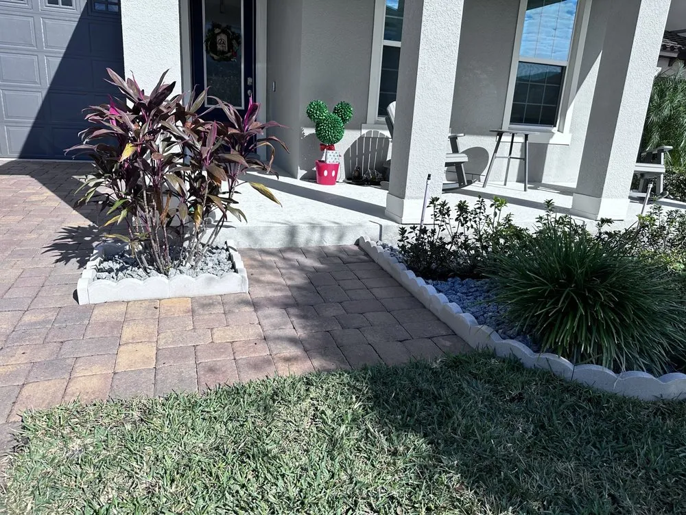 Local lawn mowing service in Groveland, FL by Let It Grow Lawn Care