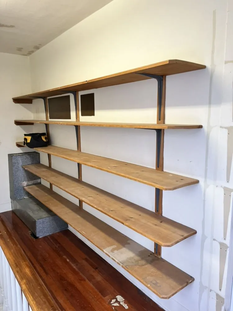 Top-rated yard maintenance for residential properties in Newington, CT by Let Les Do It